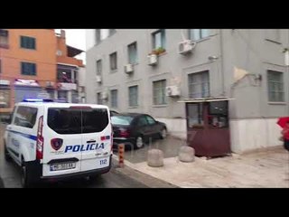 BURG PËR VRASËSIN E 33-VJEÇARIT, ARBËR KOTE PENDOHET NË SALLËN E GJYQIT - News, Lajme - Kanali 7
