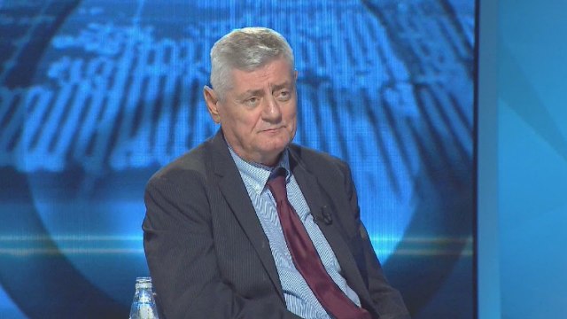 Shehi: Rama në 7 vite nuk ka rritur pagat, u është rritur vetëm rroga e hajdutëve që blejnë vila