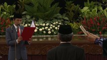 Jokowi Resmi Lantik Irjen Petrus Jadi Kepala BNN dan Hartono Kepala BRG
