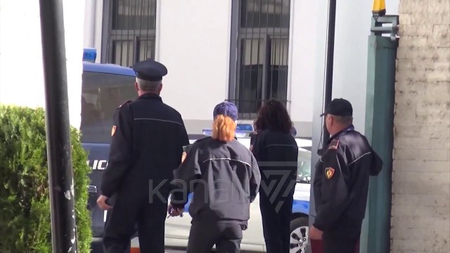 24 TË ARRESTUAR NË NJË DITË, KAPET TRAFIKANTI ME KATËR EMRA - News, Lajme - Kanali 7