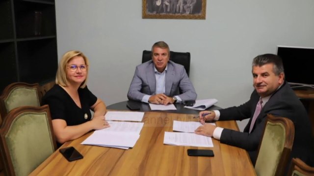 Top News - Mblidhet grupi i punës/ Amendamentet për kodin zgjedhor