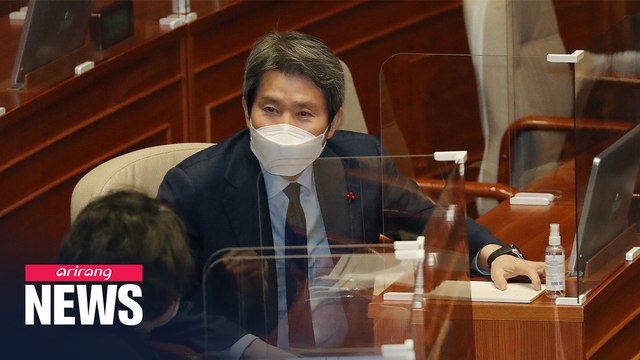 Seoul's unification minister calls for sharing COVID-19 vaccines with Pyeongyang