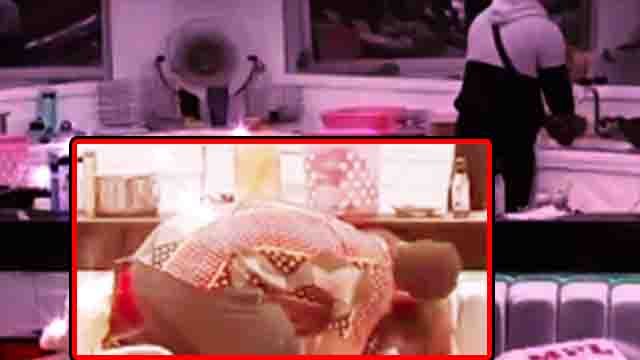 Bigg Boss 14; Jasmin ने किया Aly Goni को इशारा तो बस ये करने लगे Aly Goni | FilmiBeat