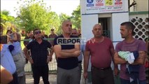 Report TV - Naftëtarët e Ballshit sërish në protestë, paralajmërojnë fillimin e një greve urie