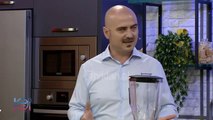 Barmeni shqiptar tregon si te pergatisni ne shtepi kokteilin Frozen Margarita