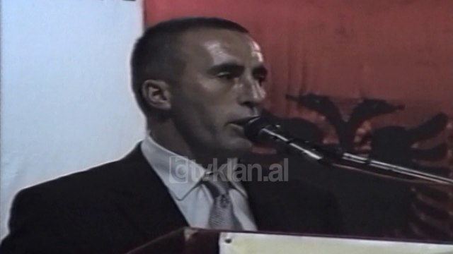 Kosove, fushata elektorale e Hashim Thacit dhe Ramush Haradinaj (25 Tetor 2000)
