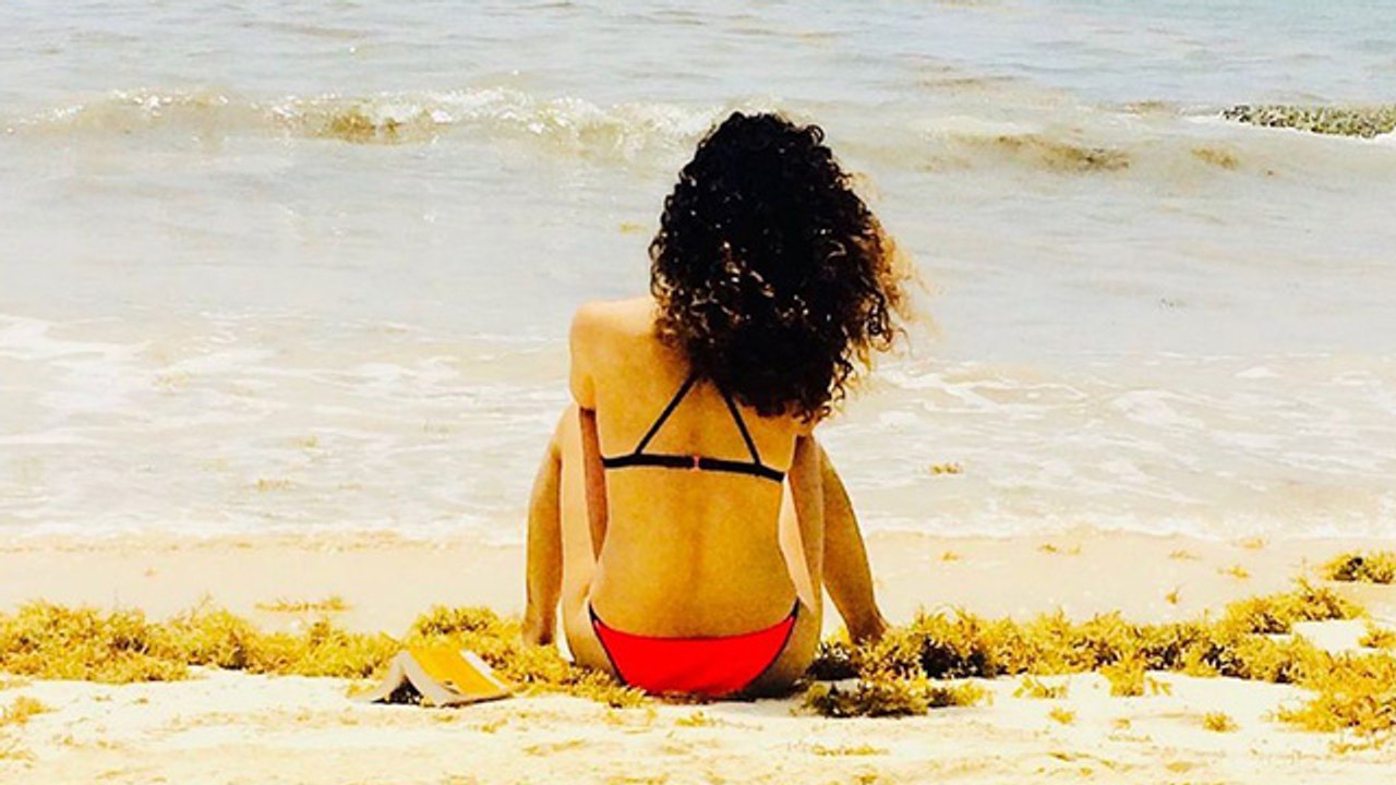 Kangana Ranaut Bikini Look ने मचाया बवाल | Kangana Ranaut Bikini in Mexico Vacation | Boldsky