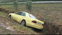 Report TV -Aksident në Moravë! Makina del nga rruga për shkak të shirave, plagoset një 52-vjeçar