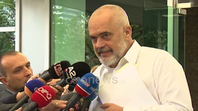 Ora News - “Nuk jam i kënaqur as me veten time” Rama flet pas takimit me drejtuesit politikë