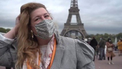 Top News - Nën kullën Eiffel/ Çdo formë dhe masë në sfilatë