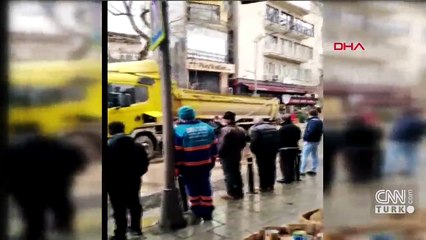 Litrelerce mazot yola döküldü | Video