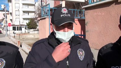 85 yaşındaki hastayı sırtında taşıdı, "Bu bizim vatandaşlık görevimiz" dedi