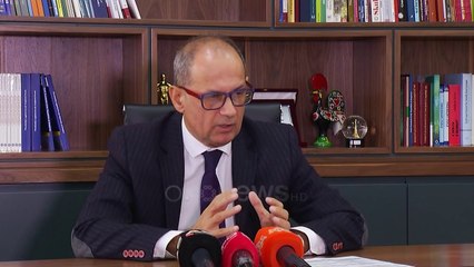 Viti i ri akademik, Hoxha: Mësim online dhe në auditore, nuk ka përgjysmim tarife për Masterin