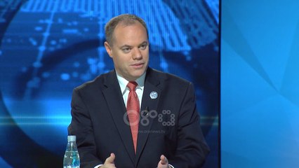 RTV Ora - Ekonomia në recesion, Crawford: Periudhë për të mbijetuar, mos prisni investime amerikane