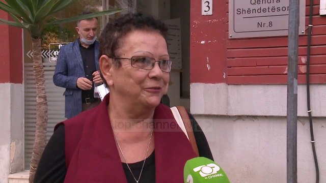 Nis vaksinimi nga gripi/ Të parët përfitojnë mjekët, infermierët e të sëmurët kronikë