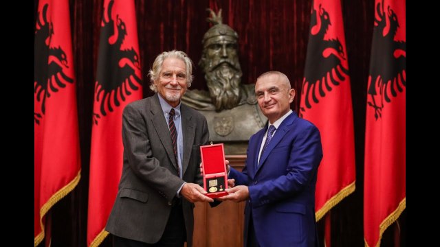 Ora News - Meta: Shqipëria po shpopullohet, koha për t’i thënë ndal kësaj gangrene sociale