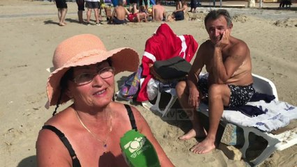 Temperaturat e larta kthejnë plazhistët në Durrës