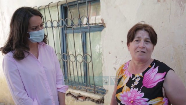 “Na ndihmoni, mos na ndani”/ Qytetarja jeton në pallatin e dëmtuar - News, Lajme - Vizion Plus
