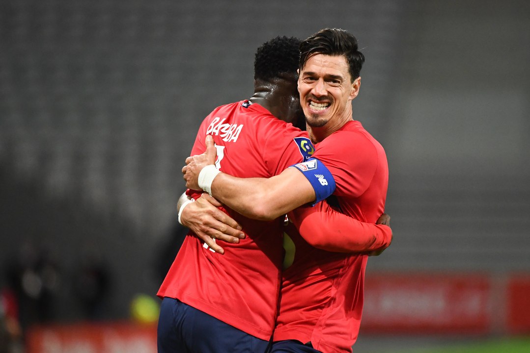 Des Dogues en pleine lucarne !