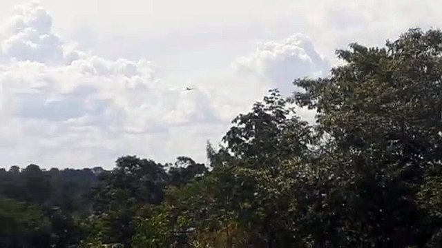 Embraer 195 PR-AUF na aproximação final antes de pousar em Manaus vindo de Tefé