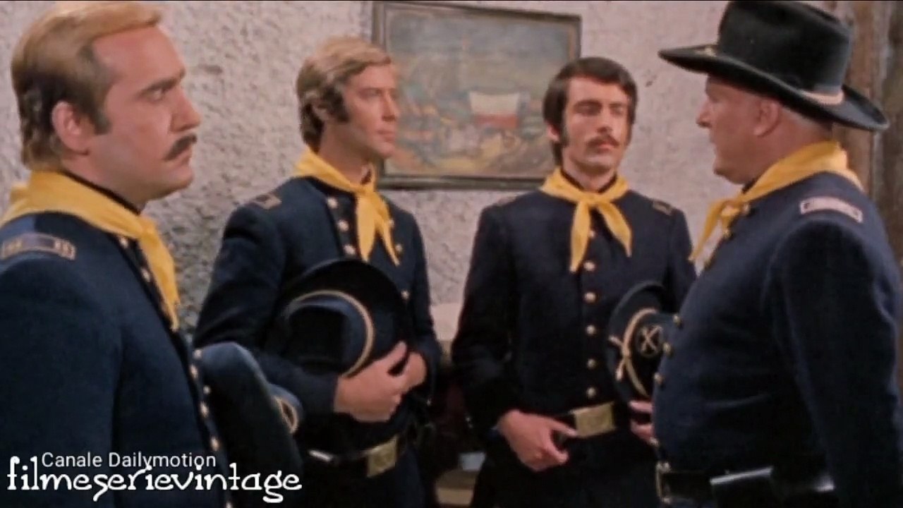 Franco E Ciccio Sul Sentiero Di Guerra