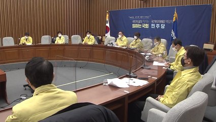 이용빈 "의료공백 없어야...1월에 의사 국시 기회 주자" / YTN