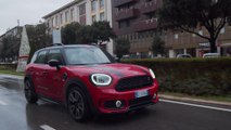 Con MINI Countryman alla ricerca delle tradizioni natalizie