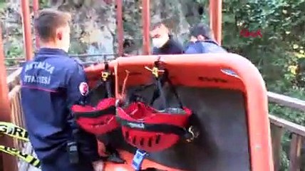 Kayıp gencin cesedi, 50 metrelik obrukta bulundu