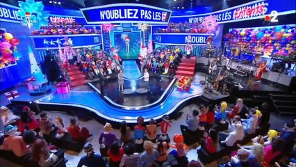 N'oubliez pas les paroles : Nagui s'amuse du physique d'un célèbre acteur français (vidéo)