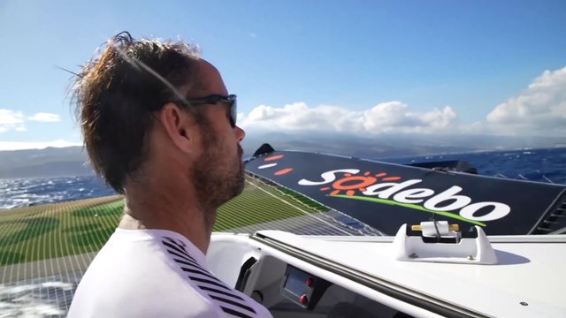 Sodebovoile 2020 : Trophée Jules Verne - [ONBOARD 17 décembre ] Sodebo Ultim 3 en approche de la Réunion
