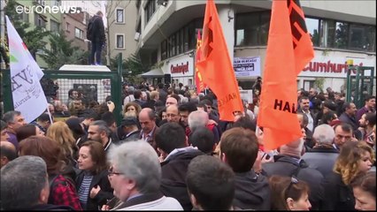 Le journaliste Can Dündar, condamné, dénonce le "nuage de peur" sur la Turquie