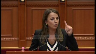 Top News - Tensione në seance/ Rudina Hajdari bllokon foltoren