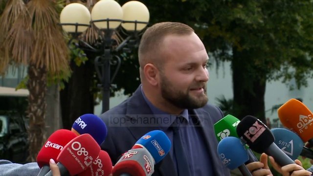 Top News - Përplasje fizike, ndërhyn Garda/ Gjiknuri dhe Valteri