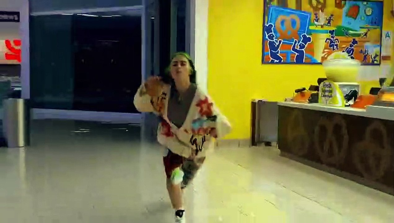 Billie Eilish - Therefore I Am (Official Music Video)(480P)_1