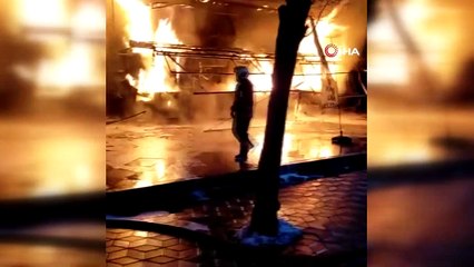Başkent'te kapalı pazar yerinde yangın