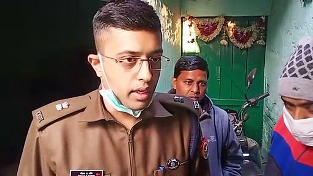 एत्माद्दौला क्षेत्र में महिला की गला रेतकर हत्या