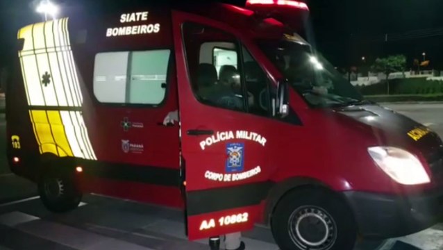 Homem de 30 anos é agredido a chutes e socos na Avenida Carlos Gomes, no Bairro Maria Luíza