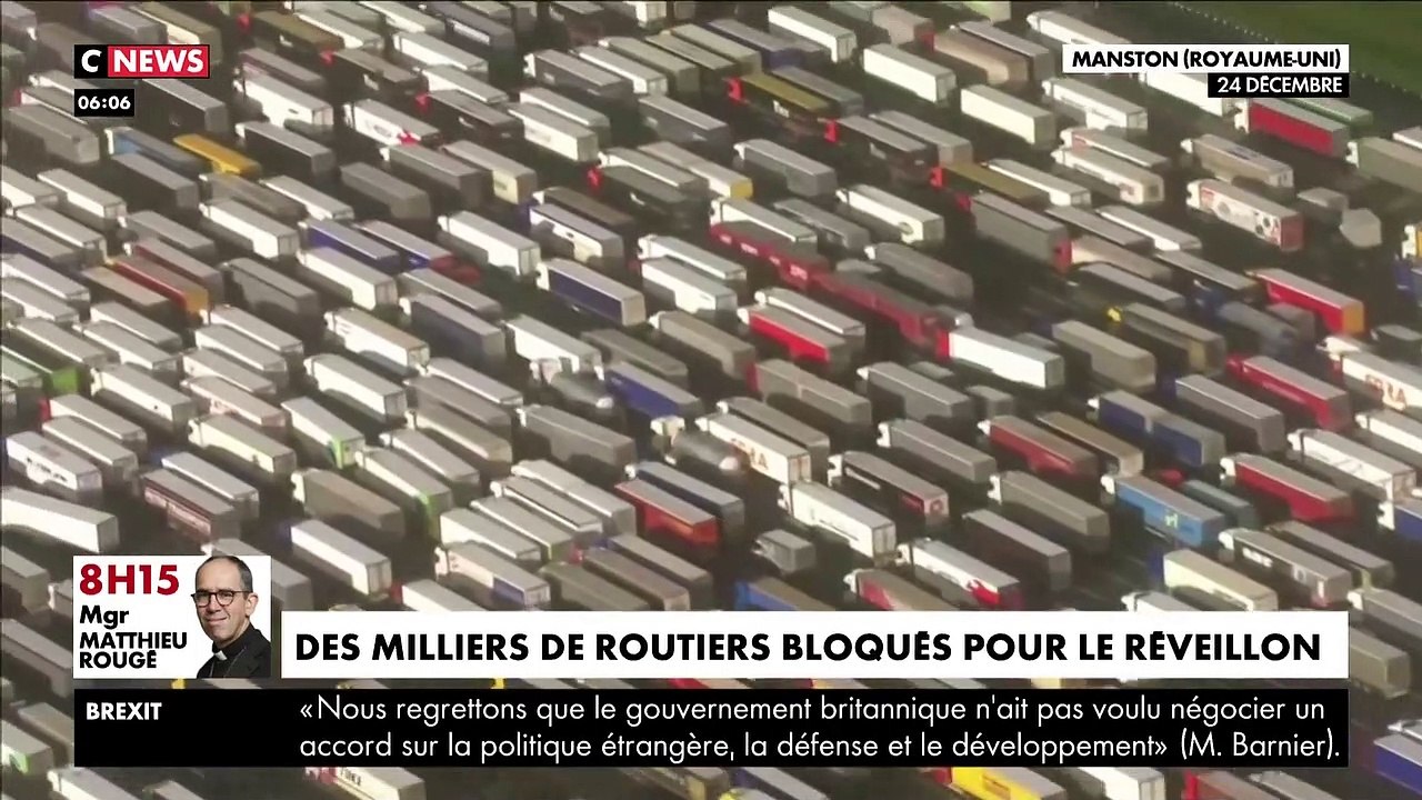 Virus mutant : Le Noël de l'enfer pour des milliers de chauffeurs qui ont passé la nuit bloqués dans leurs camions sans pouvoir quitter le Royaume-Uni