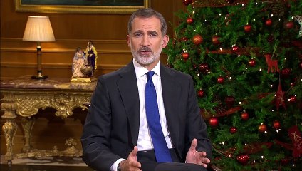 Felipe VI se desmarca de su padre y apela a la Constitución
