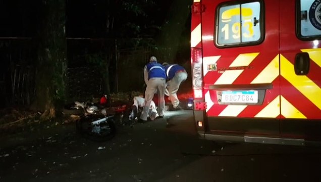 Motociclista sofre queda ao tentar fugir de abordagem da PM no Centro