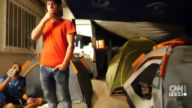 Mültecilerden AB'ye açık mektup: Hayvanların sahip olduğu basit hakları istiyoruz | Video