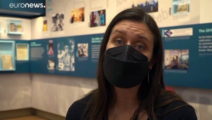 La residencia "Hogar Hebreo" confía en la terapia de perros para alegrar a sus octagenarios