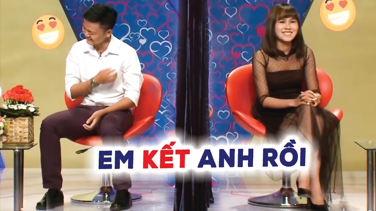 Cặp đôi CHƯA MỞ MÀN Thấy nhau cô gái đã lên tiếng THÍCH BẠN TRAI bấm nút hẹn hò lia lịa liền