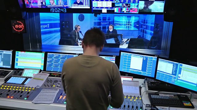 Vous n'êtes pas seuls , assure Elizabeth II aux Britanniques