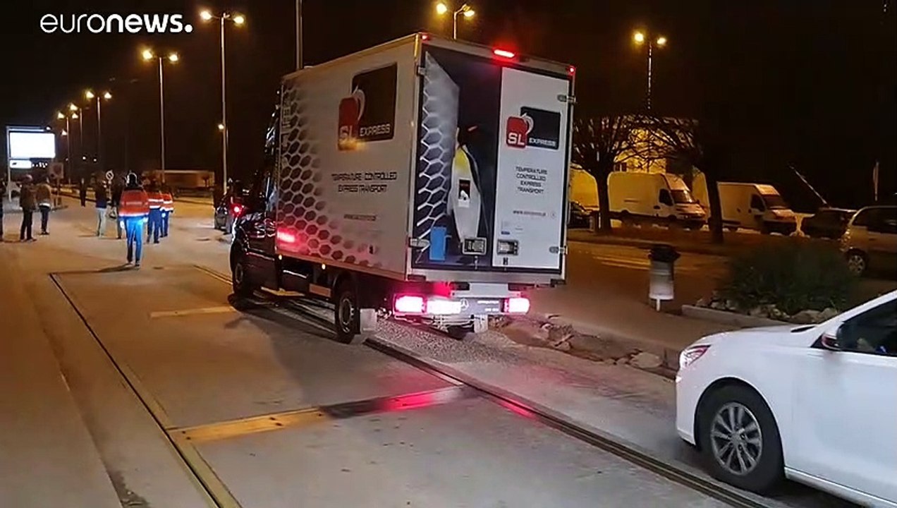 Στην Ελλάδα έφτασαν τα πρώτα εμβόλια της Pfizer...