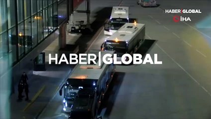 THY, İngiltere'den ilk tahliye seferini yaptı