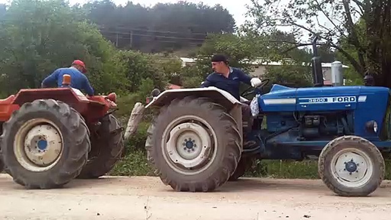 Fiat 480 S8 ile Ford 3600 çekişmesi
