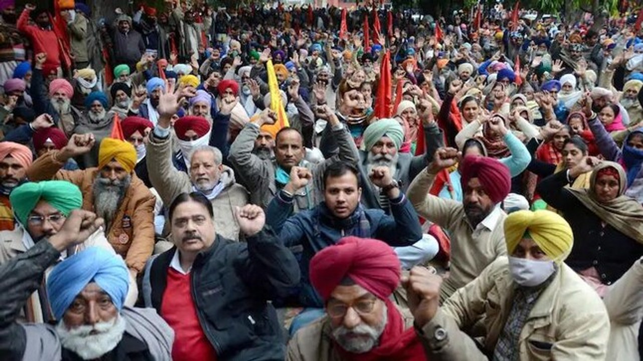 Farmers to hold crucial meet today over deadlock on farm laws