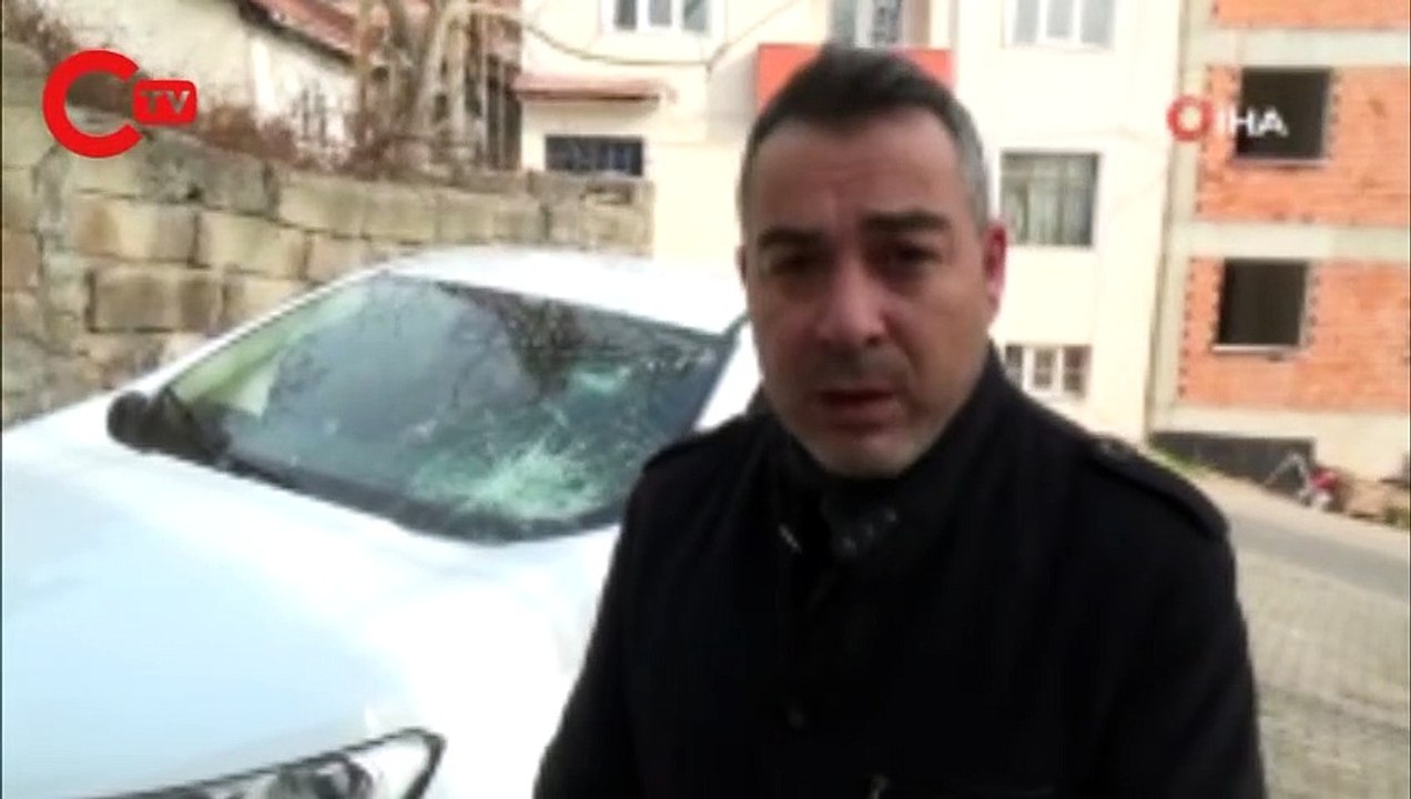 Yeni aldığı arabayı param parça görünce şoke oldu