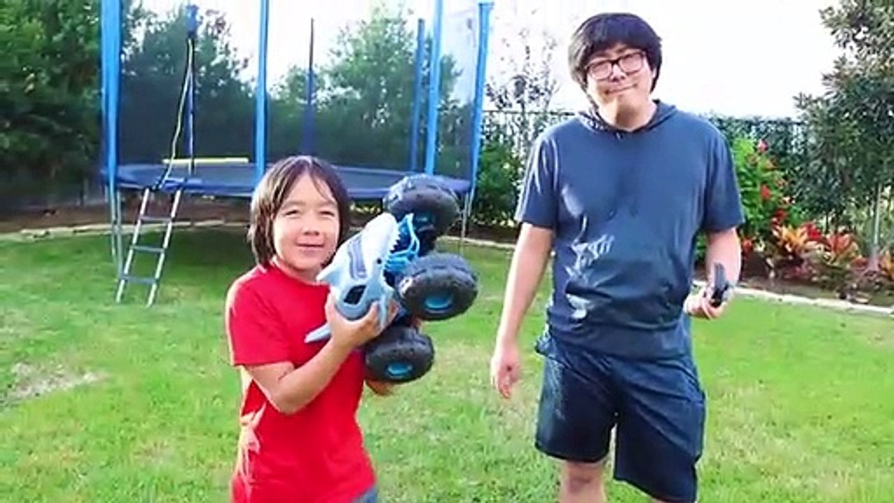 Ryan plays with Monster Truck Car that walks on Water